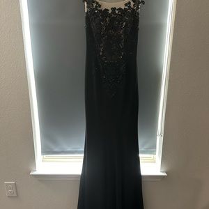 FOREVER UNIQUE LONDON GOWN